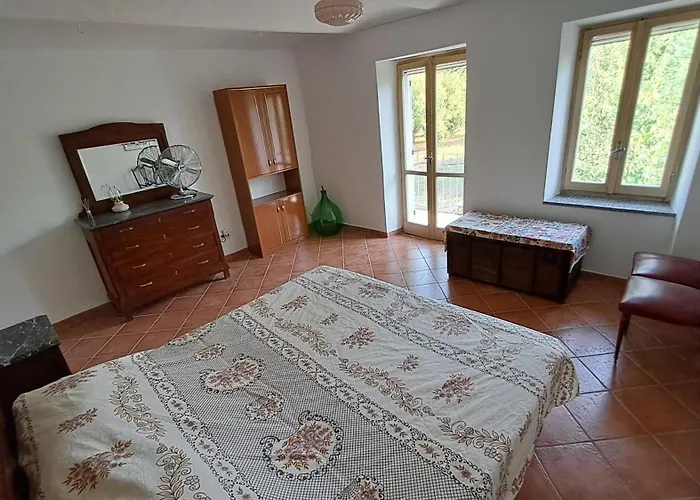 Casa Magica Feriehus Mombercelli